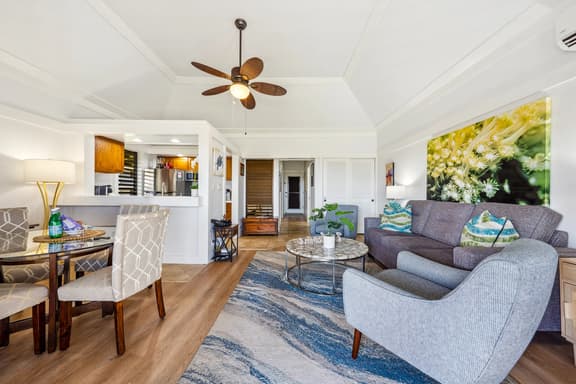 KP313 -Top FL | Partial Ocean •Pool•Gym•AC