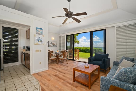 KP191 Ground FL | Beachfront • Pool • Gym